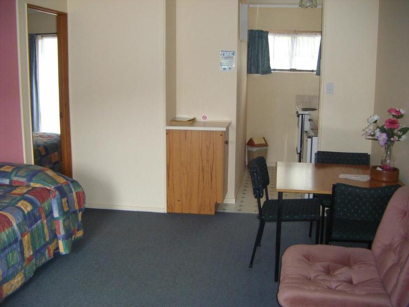Cherry Court Motor Lodge Whangarei Exterior photo